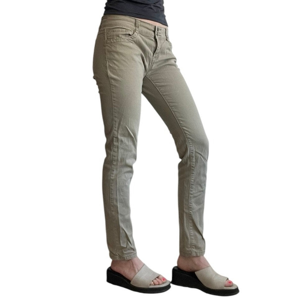 Union Bay Beige Low Rise Skinny Jeans
