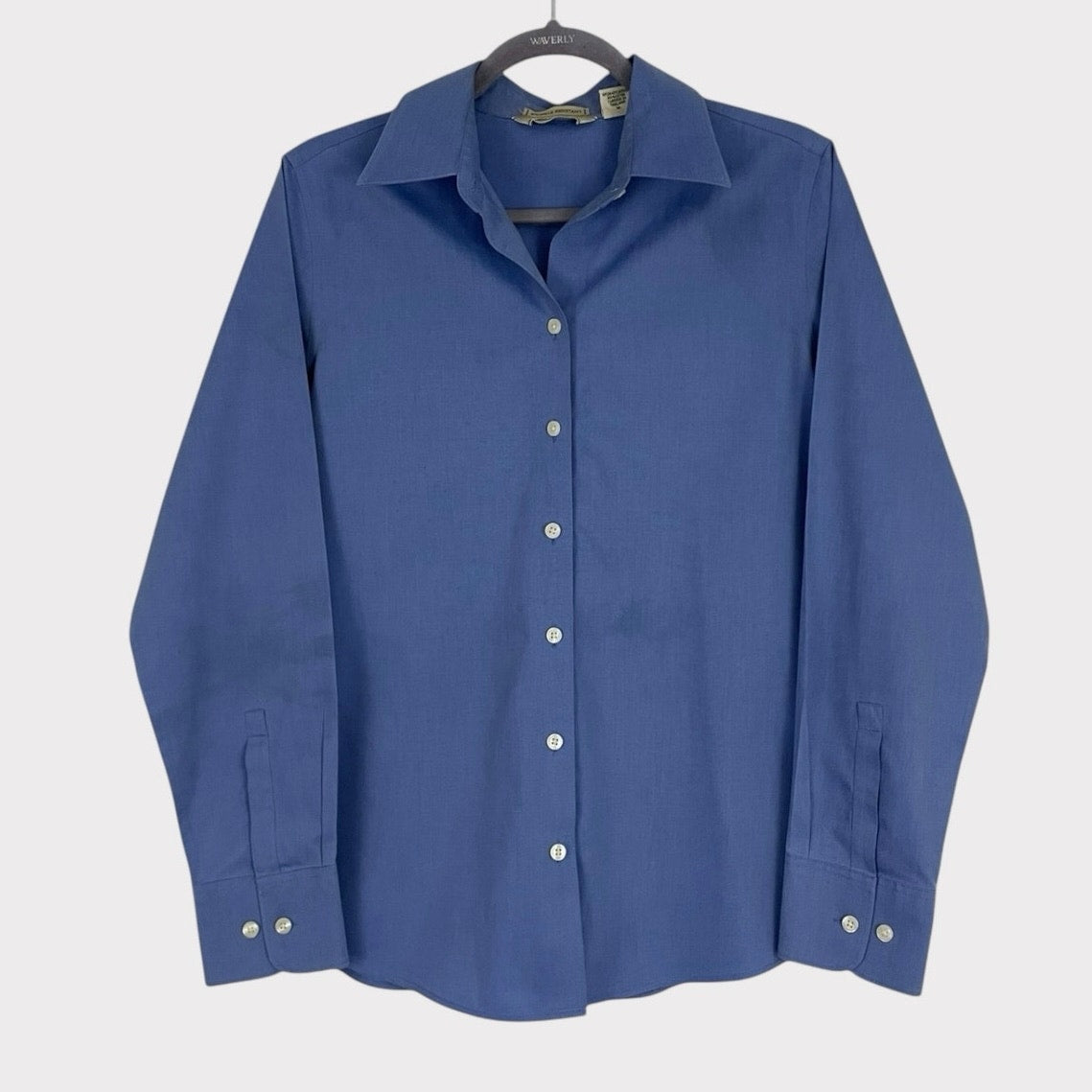 Eddie Bauer Blue Wrinkle Resistant Long Sleeve Button Down Top