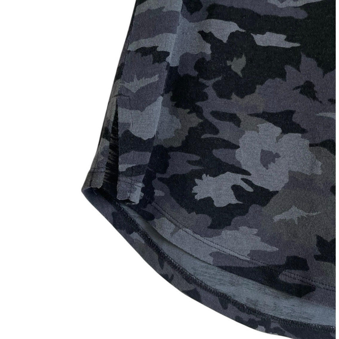 Athleta Grey & Black Camouflage Short Sleeve V-Neck Top