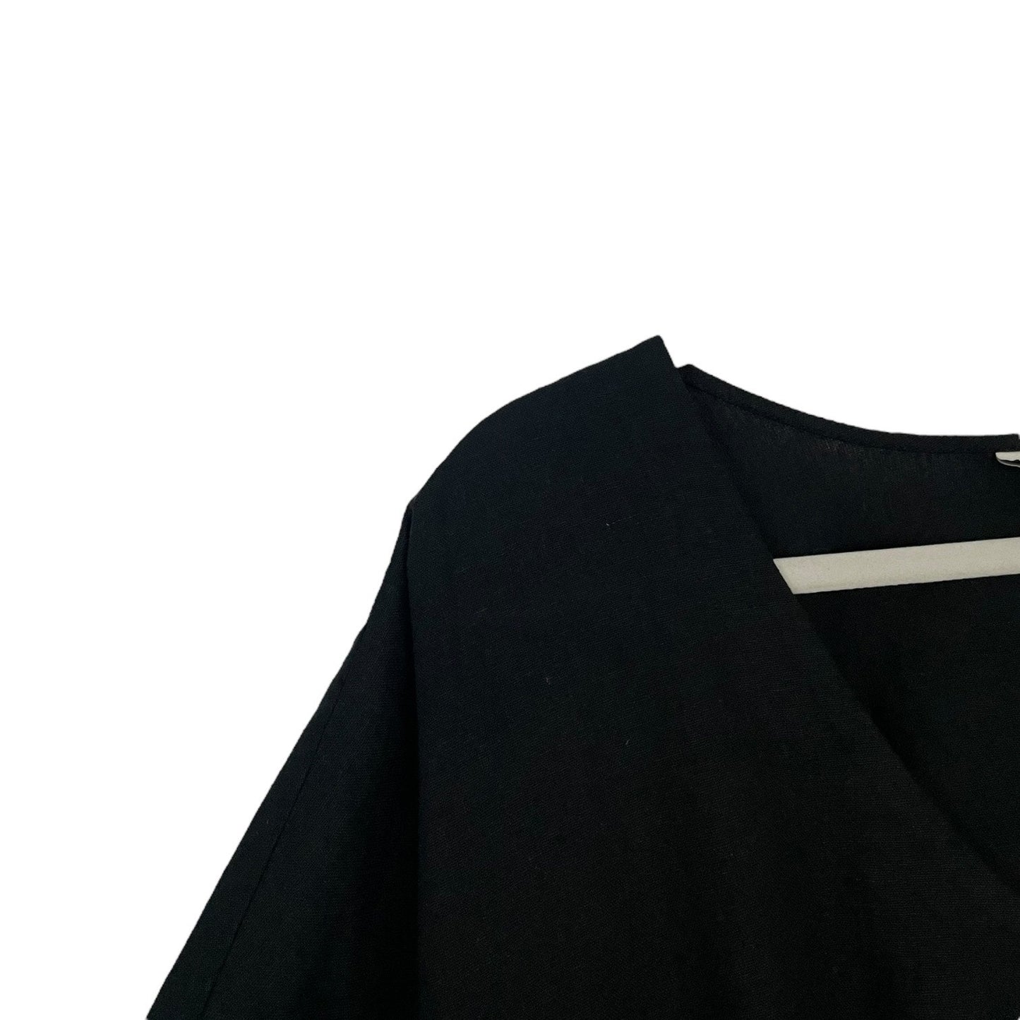 Ava & Viv Black V-Neck Short Sleeve Tie Blouse