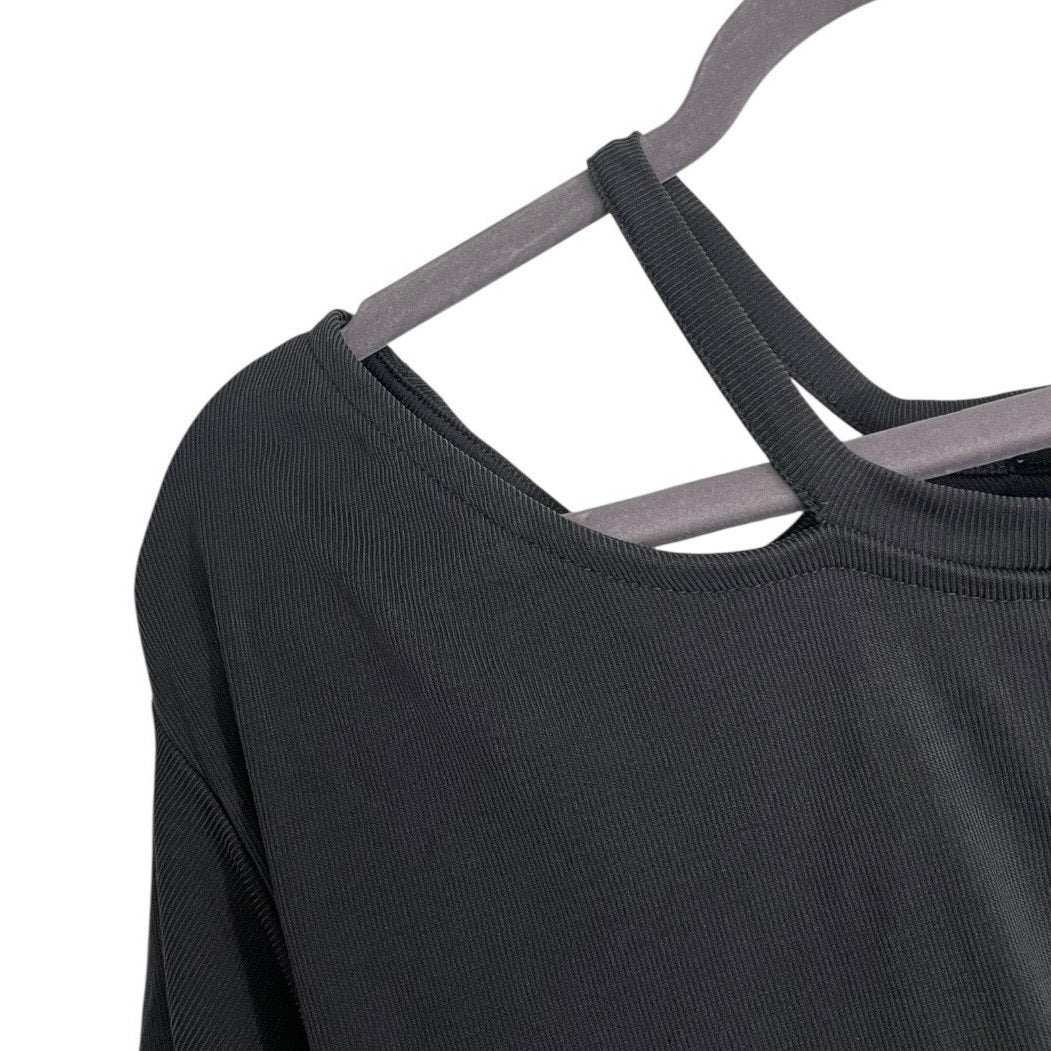Harlowe & Graham Grey Cold Shoulder Short Sleeve Blouse