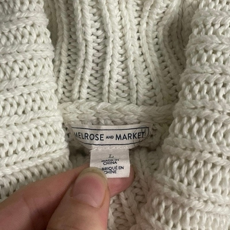 Melrose and Market White Knit Turtleneck Sweater