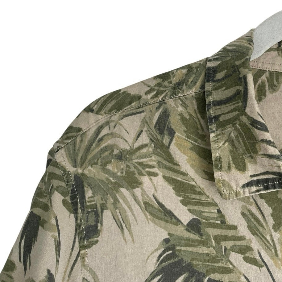 H&M Green & Tan Tropical Leaf Print Short Sleeve Button Down Shirt