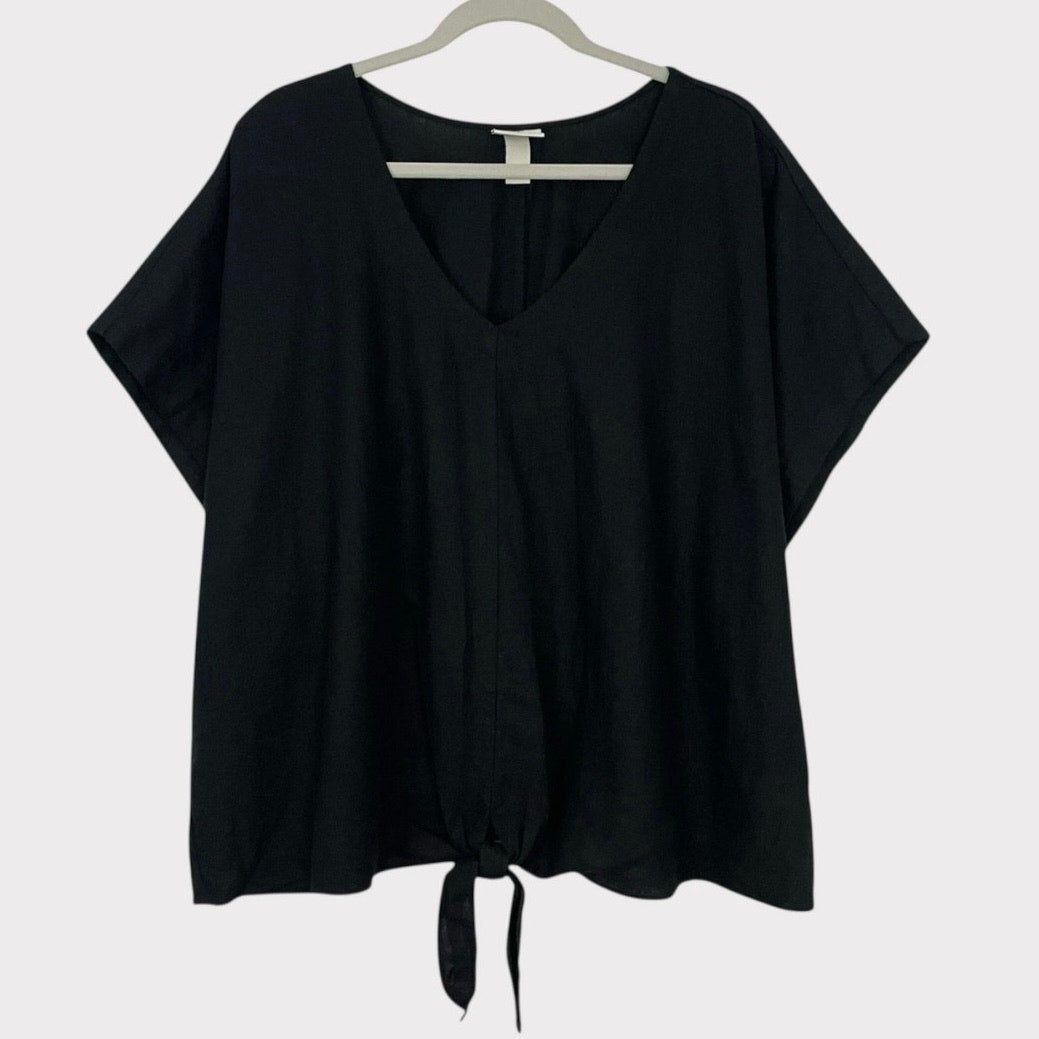 Ava & Viv Black V-Neck Short Sleeve Tie Blouse