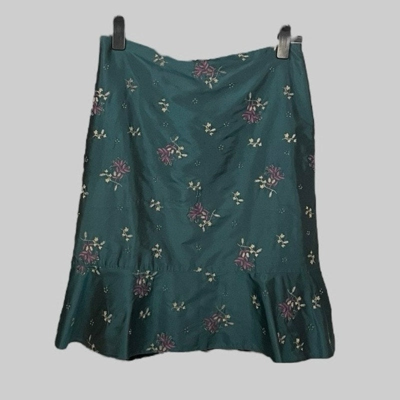 Intuitions Vintage Silk Green Floral Embroidered Skirt