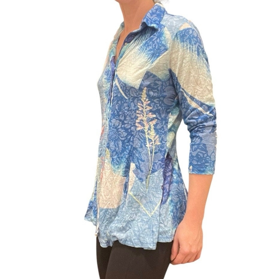 Top Ligne Soft Blue Floral Button Down Quarter Sleeve Blouse