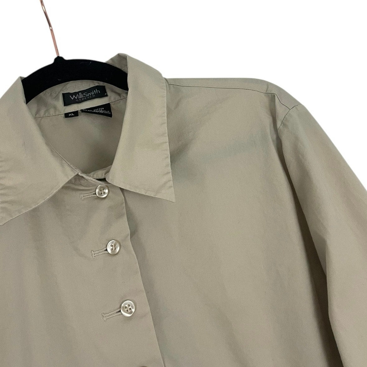 Willi Smith Stretch Beige Button Down Collared Blouse