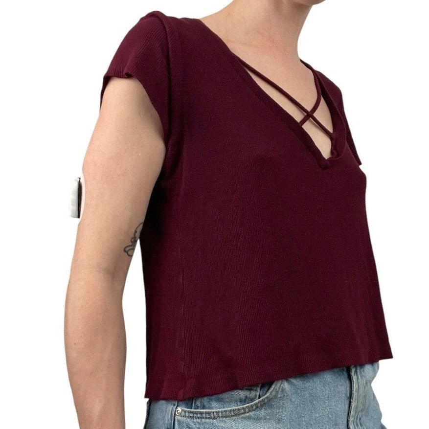 Full Tilt Maroon Cross Cutout Strappy Short Sleeve Ribbed Blouse