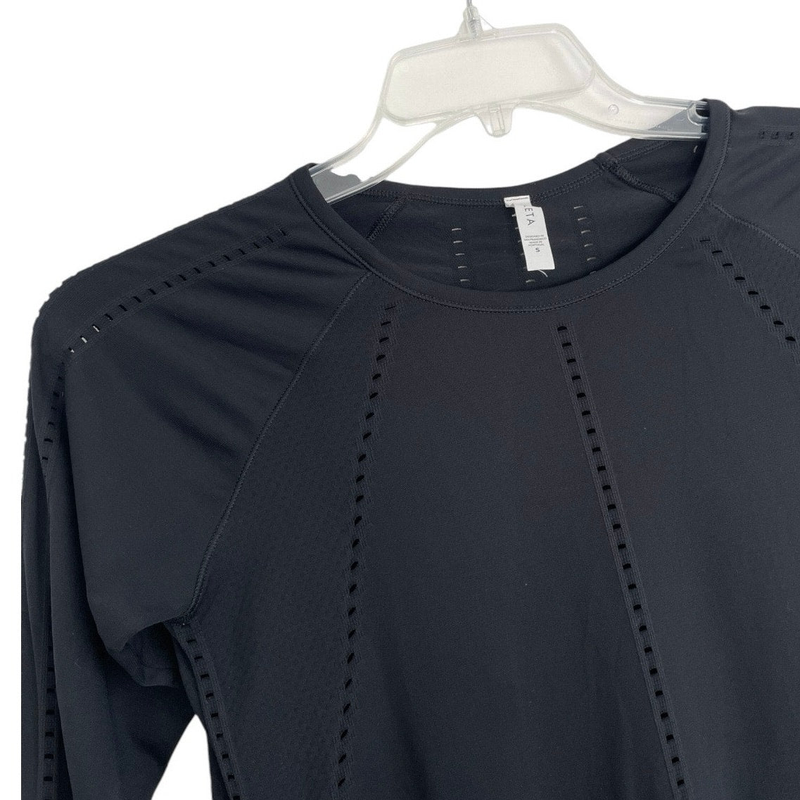 Athleta Black Long Sleeve Athletic Top