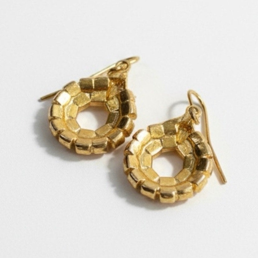 Festive Vintage Green & Red Rhinestone Holiday Wreath Gold Christmas Earrings