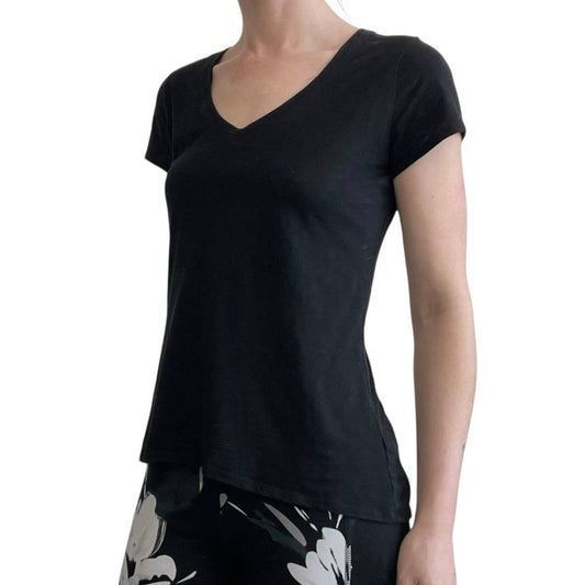 Athleta Black Short Sleeve V-Neck Top