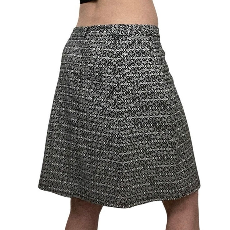 41 Hawthorn Black & White Boho Mini Skirt