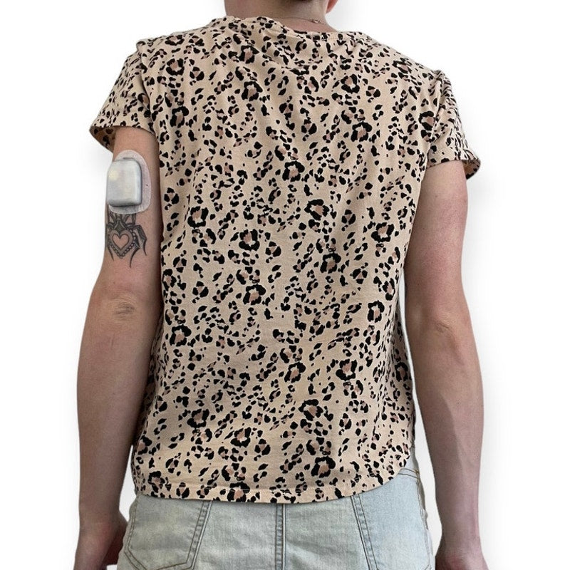 H&M Basics Beige Cheetah Print Short Sleeve Top