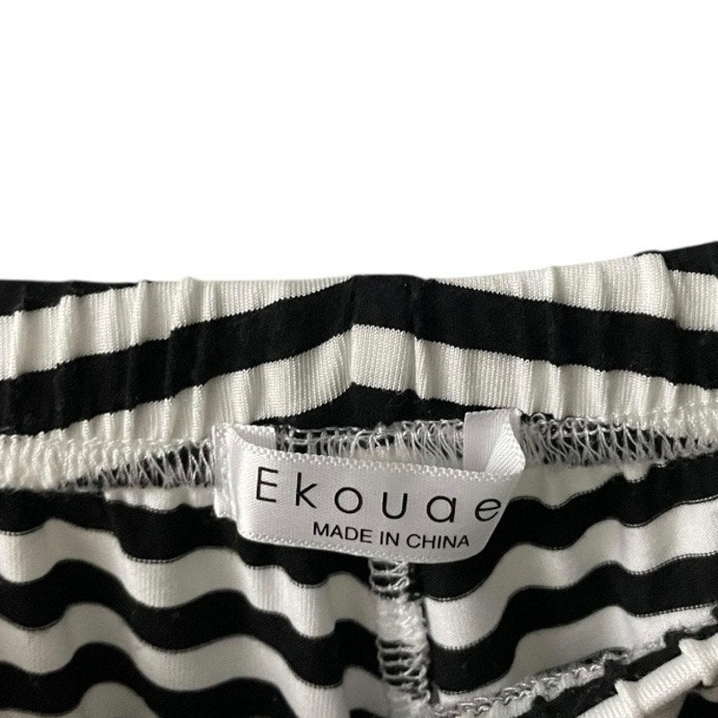 Ekouaer Black & White Striped Soft Casual Mini Lounge Shorts