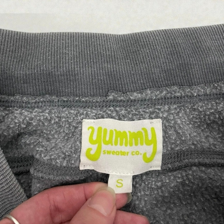 Yummy Sweater Co. Grey Ankle Cropped Sweatpants