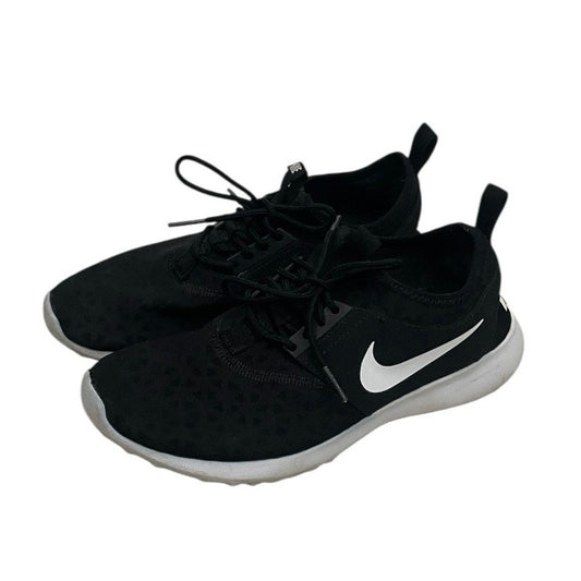 Nike Black & White Active Lace Up Lightweight Running Sneakers