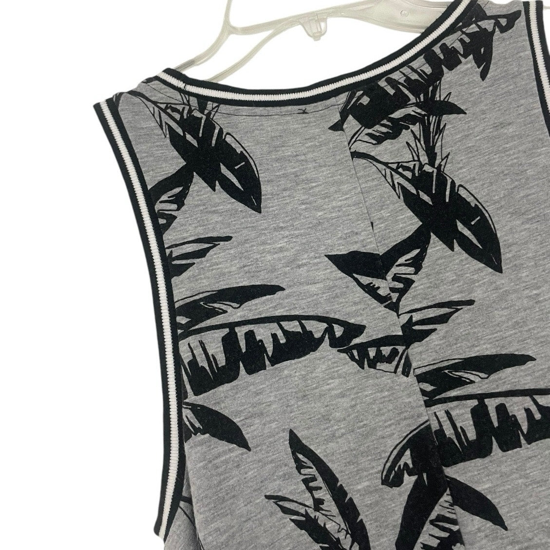 Forever 21 Grey and Black Tropical Leaf Print Soft Mini Dress