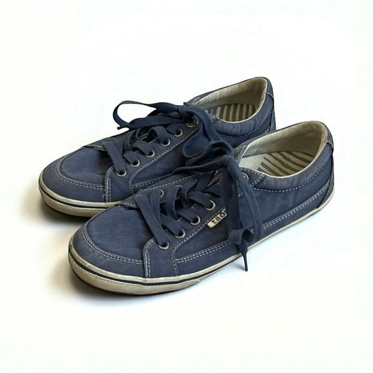 Taos Blue Moc Star Lace Up Low Top Sneakers