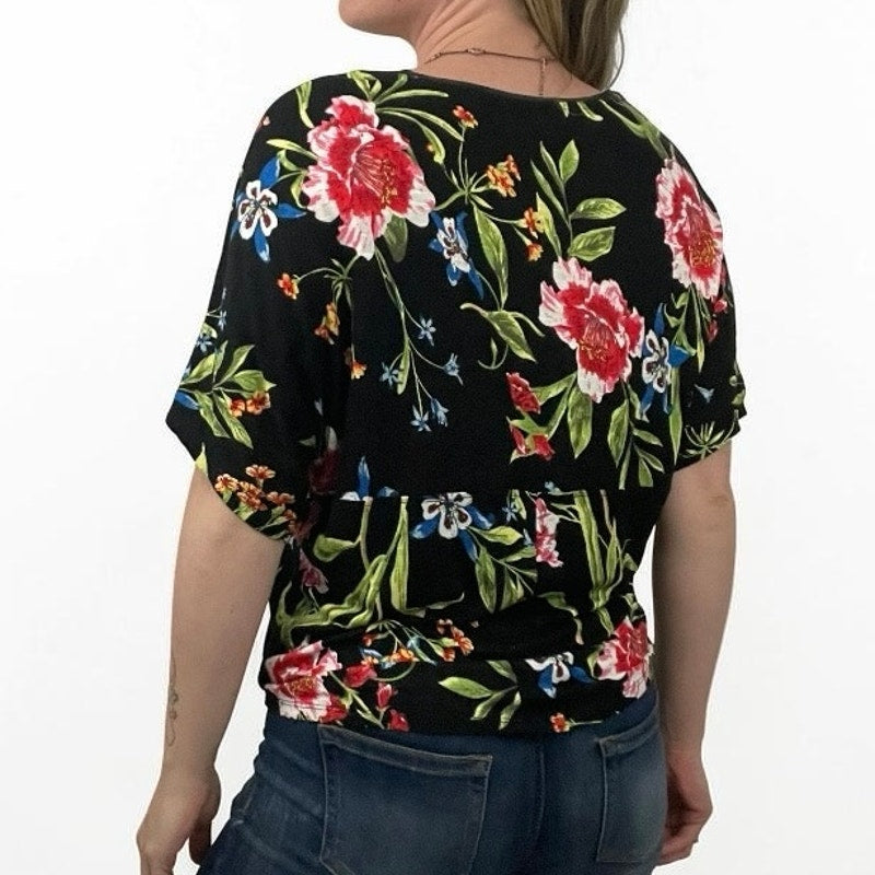 Carmen Marc Valvo Black Floral V-Neck Blouse