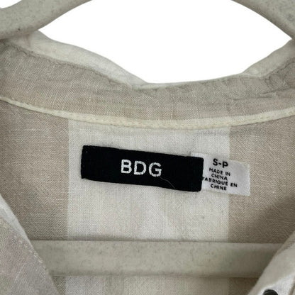 BDG Beige & White Striped Cropped Tie Front Button Down Blouse