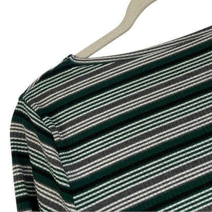 SHEIN Green Striped Cropped V-Neck Ribbed Long Sleeve Top