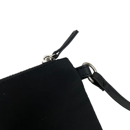 NWOT Steve Madden Black Zip Up Cliutch