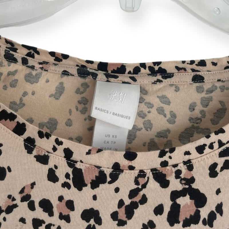 H&M Basics Beige Cheetah Print Short Sleeve Top