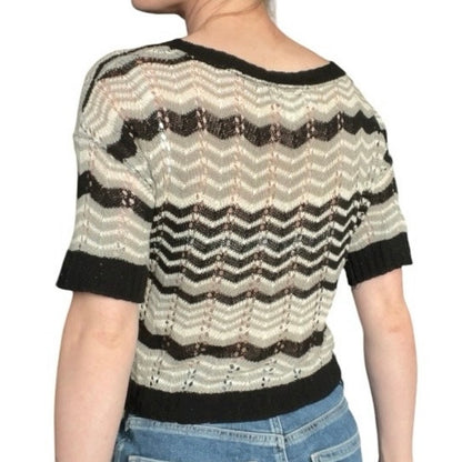 Vintage ...At Last Black & Grey Zig-Zag Striped Cropped Sleeve Knit Blouse