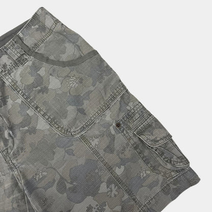 Eddie Bauer Grey Floral Camouflage Print Cargo Mini Shorts