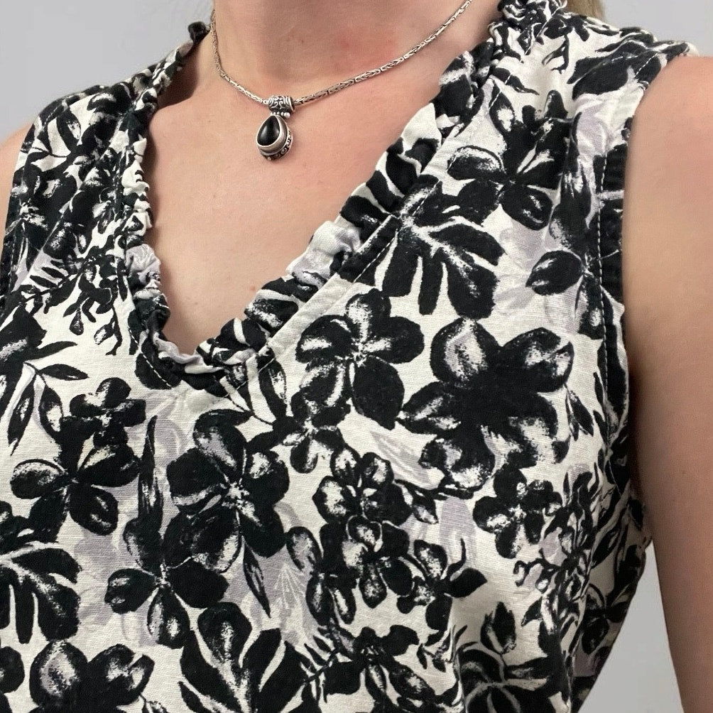 Briggs Black & White Floral Print Mini Dress