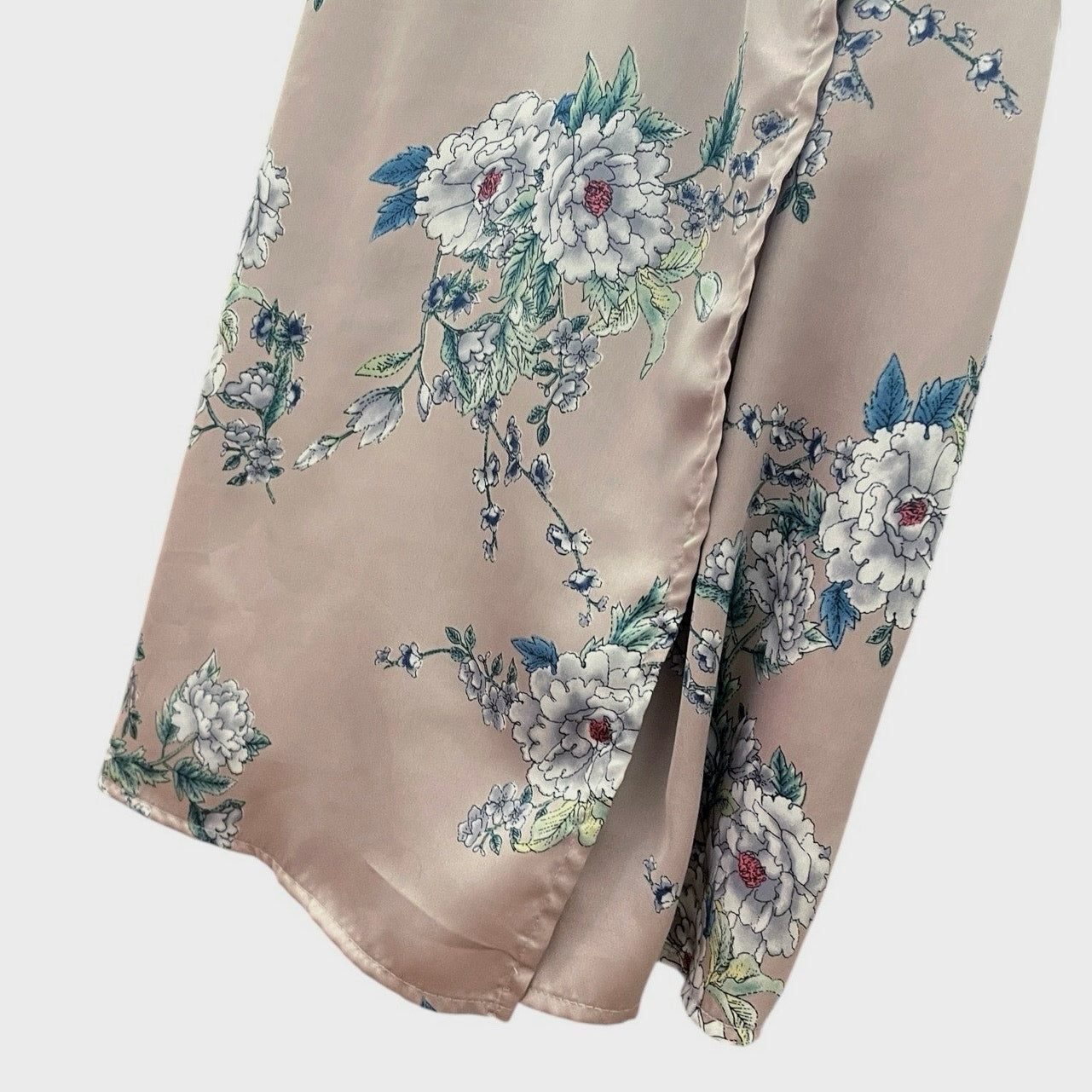 ASTR The Label Silky Pink Floral Tie Back Wrap V-Neck Dress