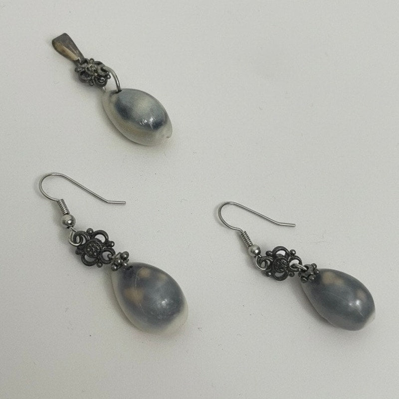 Shell Dangle Earrings & Matching Pendant Set