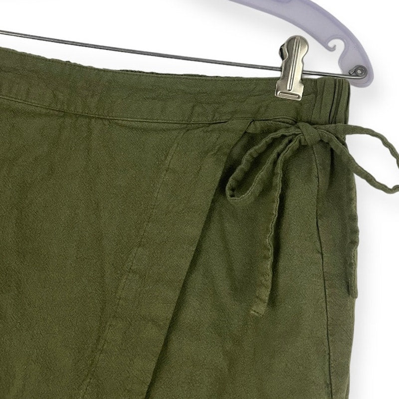 And ea wy Olive Green Asymmetrical Mini Skirt