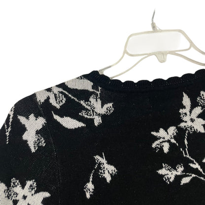 Croft & Barrow Black and White Floral Knit Half Sleeve Blouse