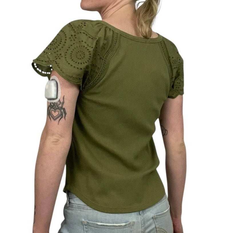 LOFT Olive Green Short Eyelet Puff Sleeve Ribbed Blouse