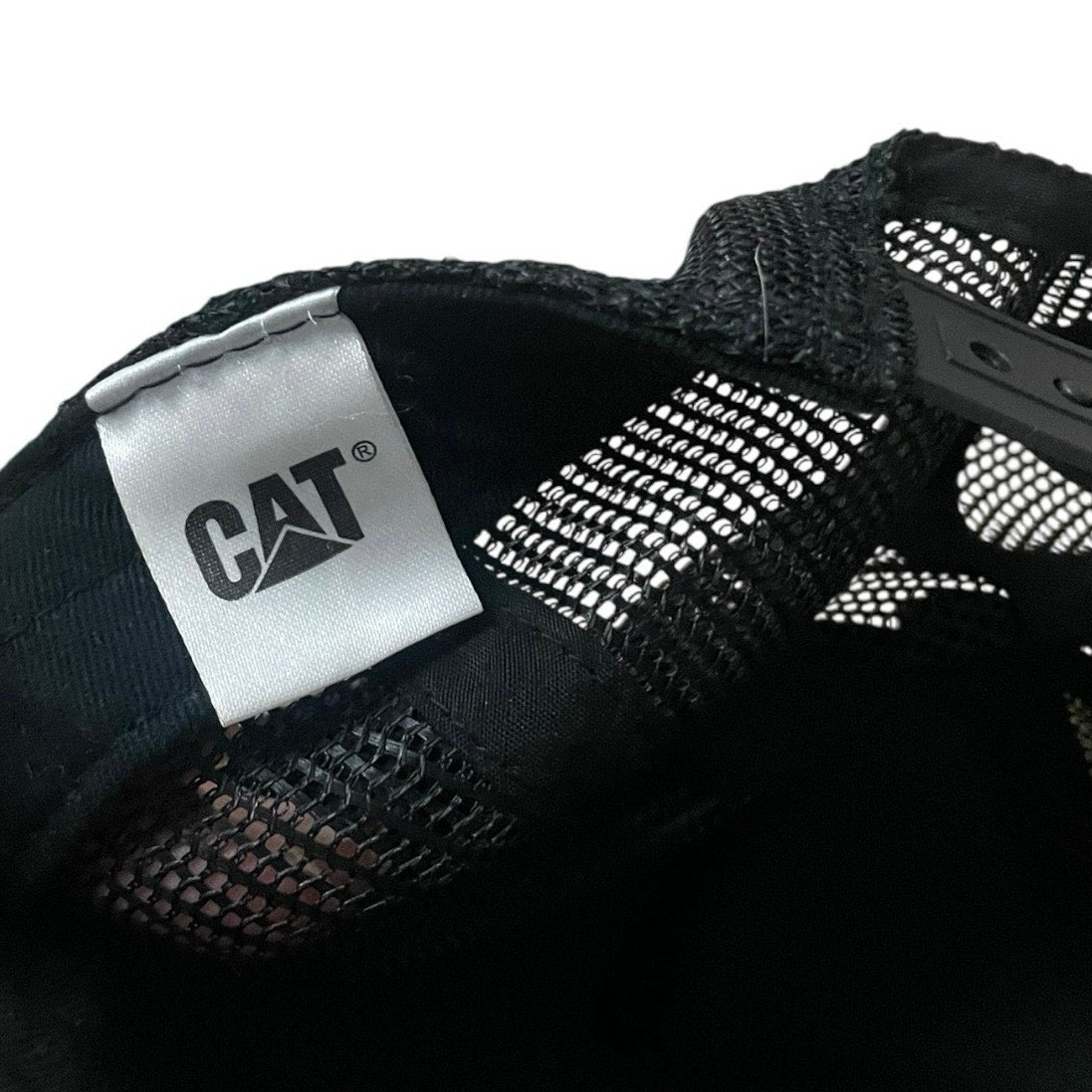 CAT Mens Caterpillar Yellow & Black Mesh Flat Brim Snapback Trucker Hat
