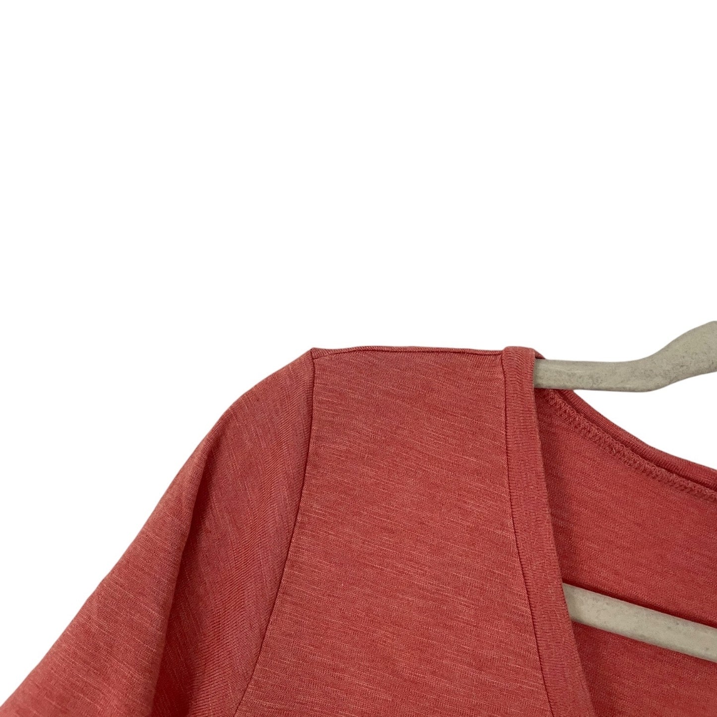 Jessica Simpson Coral Pink V-Neck Short Sleeve Top