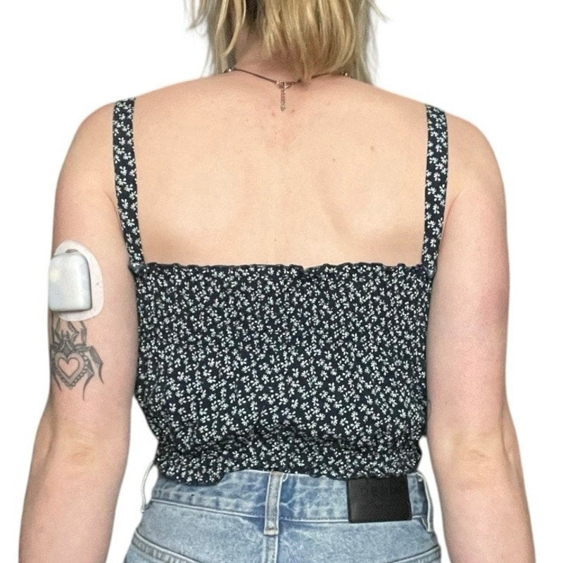 Brandy Melville Navy Blue & White Floral Cropped Ruched Tank Top