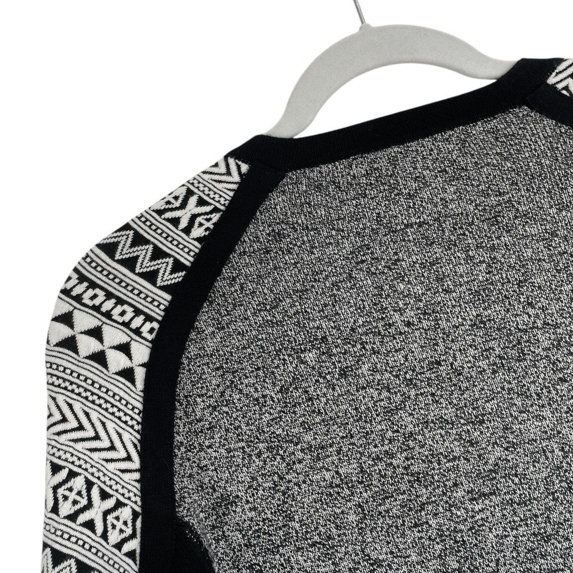 Title Nine Black & White Geometric Print Zip Up Sweater Jacket