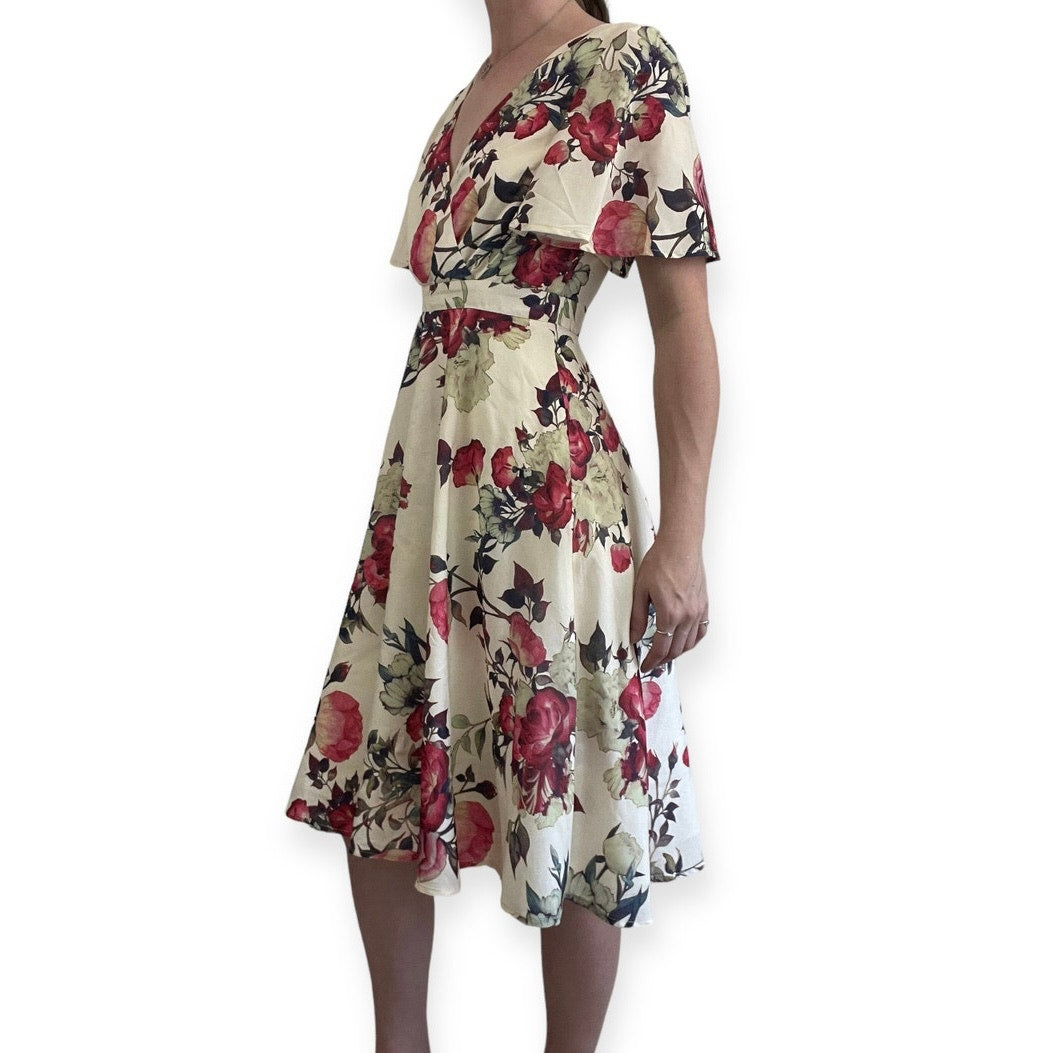 ModCloth Floral Ruffle Short Sleeve Dress