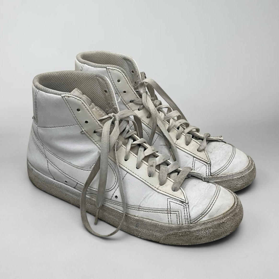 Nike White Blazer Mid '77 Distressed Sneakers