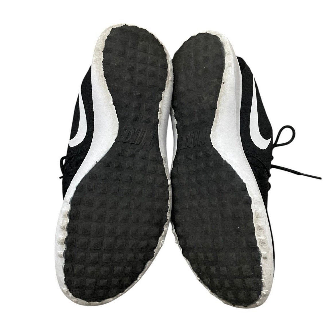 Nike Black & White Active Lace Up Lightweight Running Sneakers