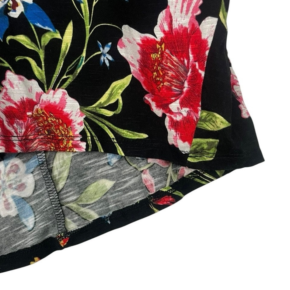 Carmen Marc Valvo Black Floral V-Neck Blouse