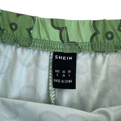 SHEIN Green 70s Flower Print Midi Bike Shorts