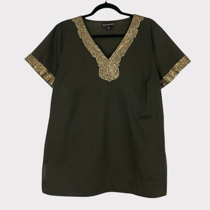 Dana Buchman Green & Gold Sequin Short Sleeve V-Neck Blouse