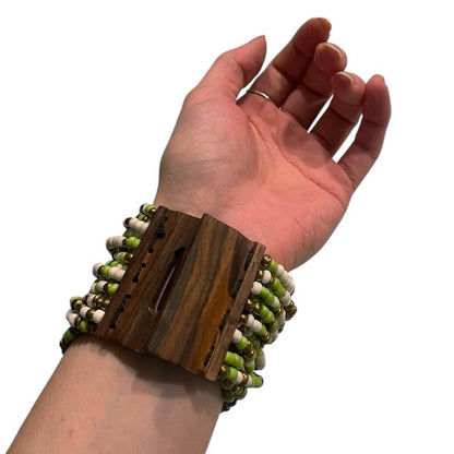 Vintage Green & White Beaded Brown Wooden Clasp Chunky Layered Bracelet