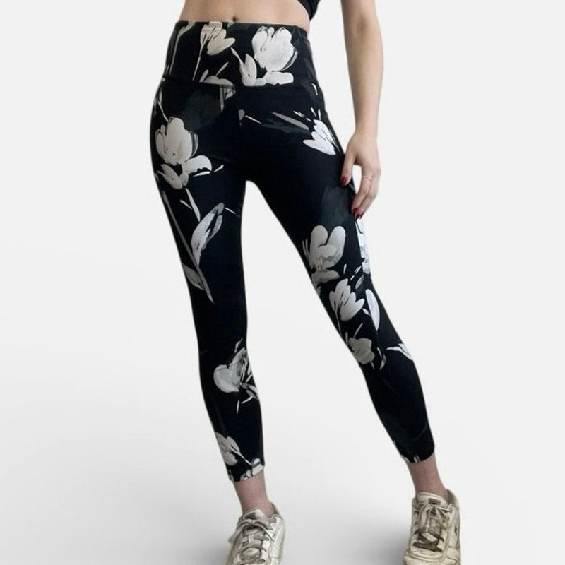 All In Motion Black & White Floral Active High Rise Leggings