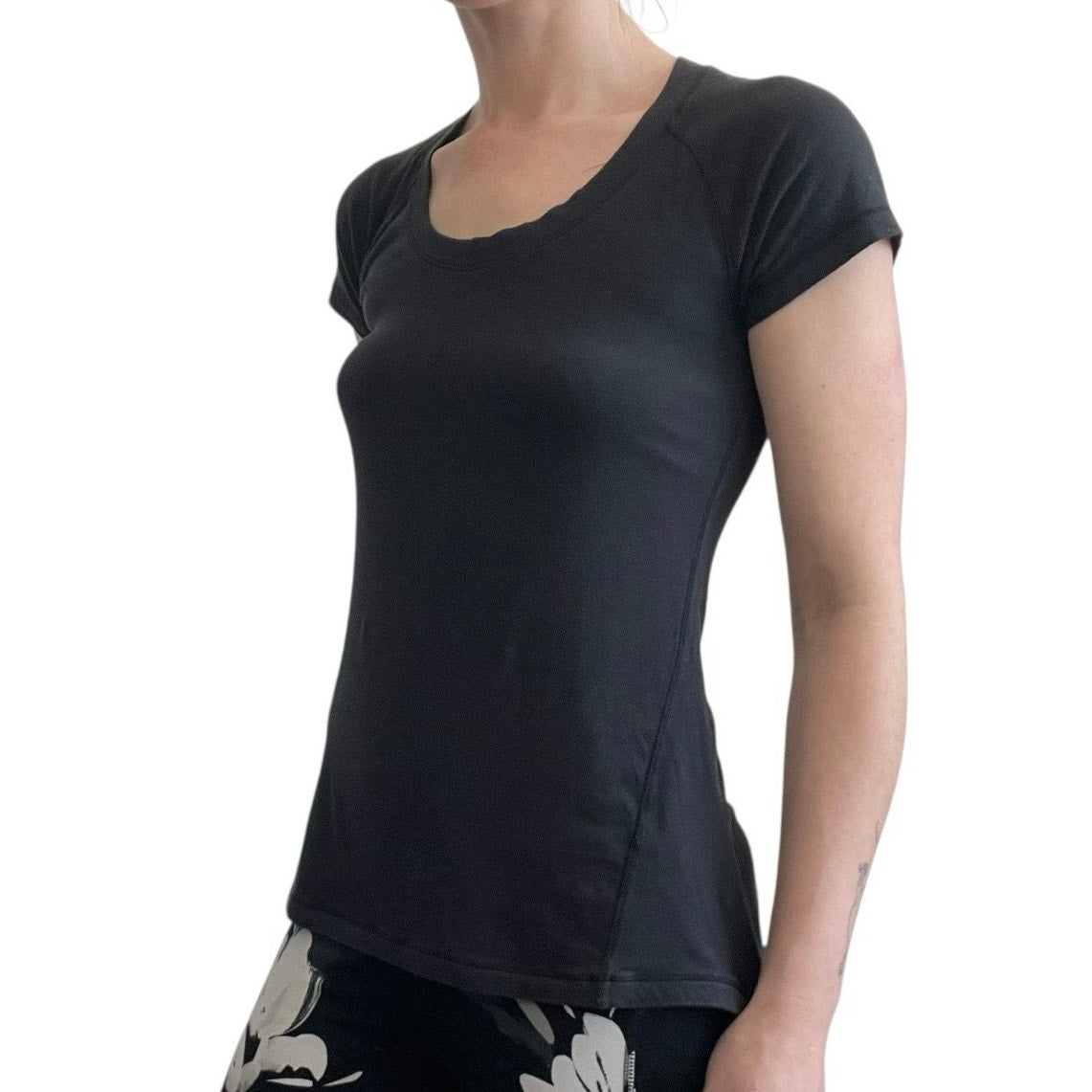 Calia by Carrie Underwood Black Short Sleeve Active Top