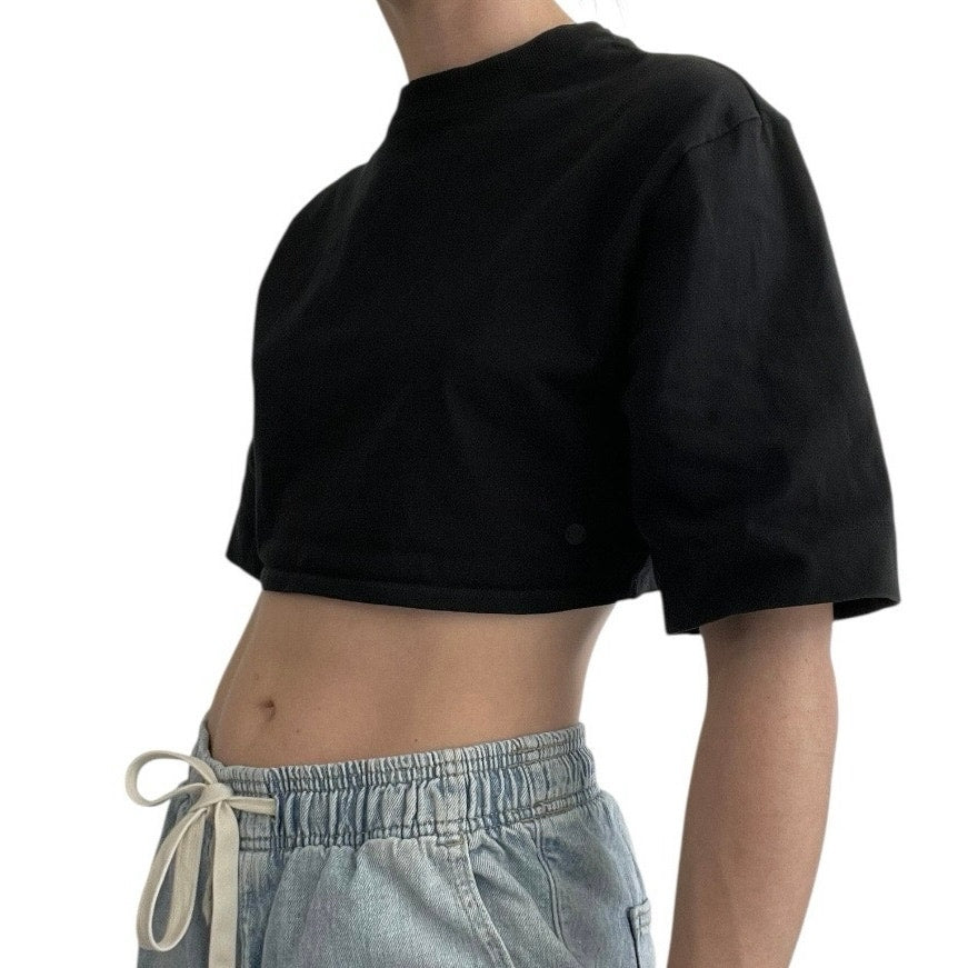 Gymshark Black Cropped Short Sleeve Top