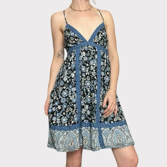 Mossimo Supply Co Blue & Black Floral Boho V-Neck Open Cross Back Dress